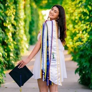 Meet your Posher, Entesar